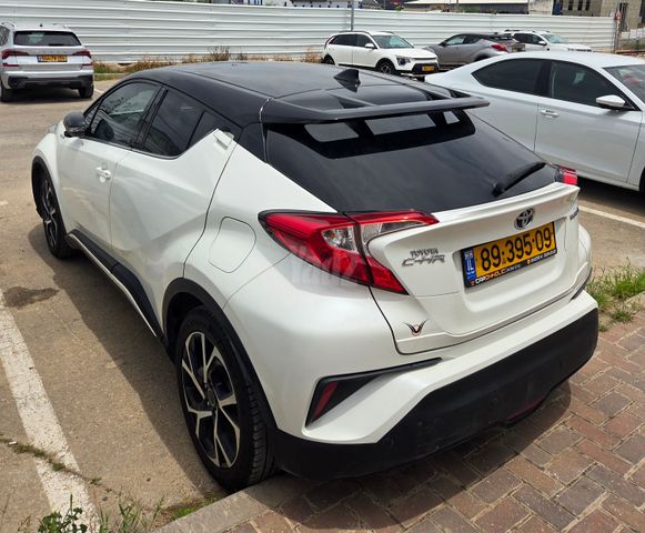 טויוטה C-HR