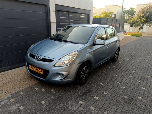 i20 Inspire אוט׳ 5 דל 1.4 (100 כ״ס) [2009-2013]