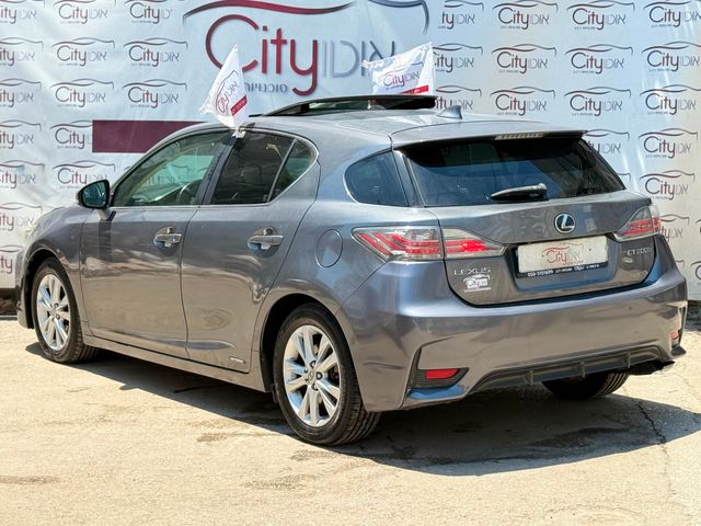 לקסוס CT