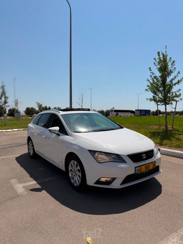 מודעת רכב סיאט לאון