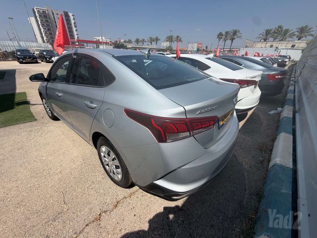 יונדאי אקסנט i25