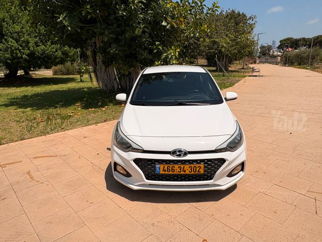 יונדאי i20