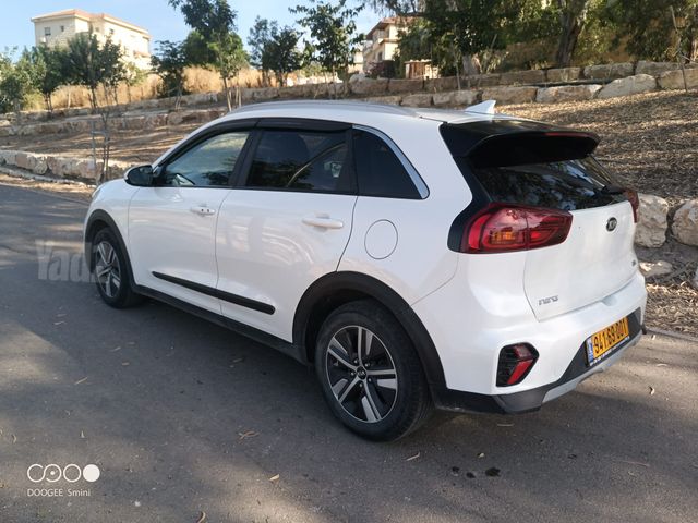 קיה נירו