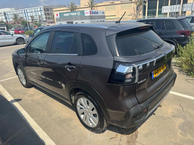 סוזוקי S-Cross