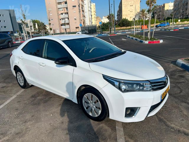 טויוטה קורולה