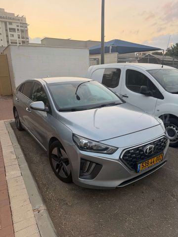 יונדאי איוניק