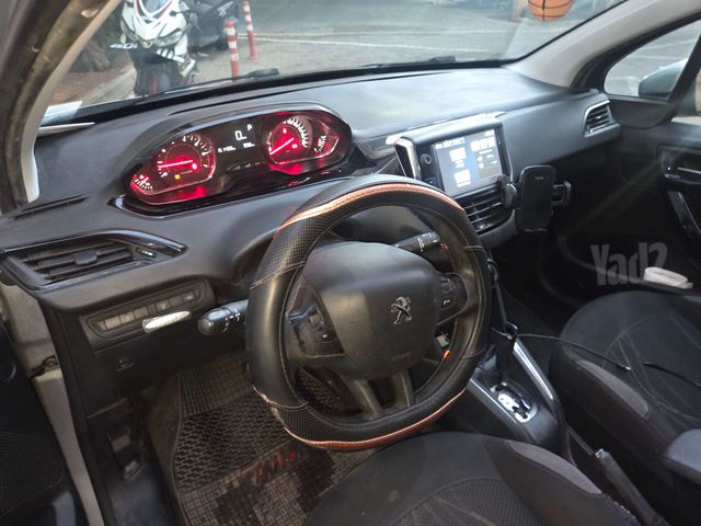 מודעת רכב פיג'ו 208