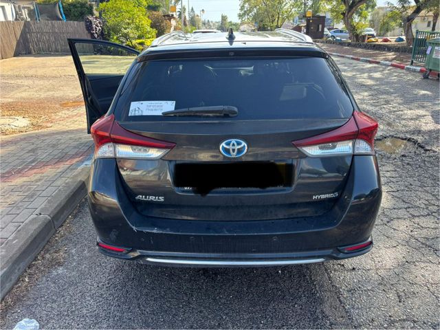 טויוטה אוריס