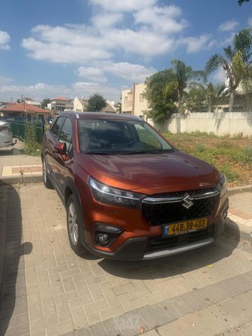 סוזוקי S-Cross