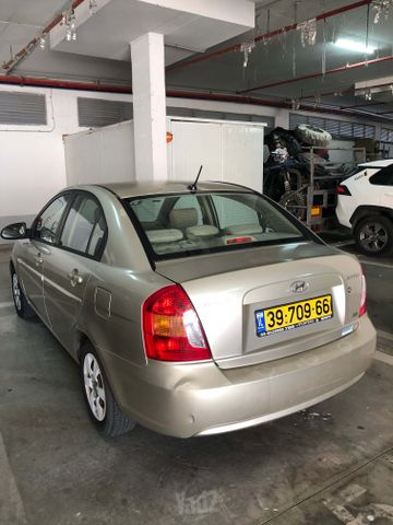 יונדאי אקסנט i25