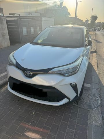 טויוטה C-HR