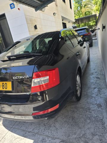סקודה אוקטביה