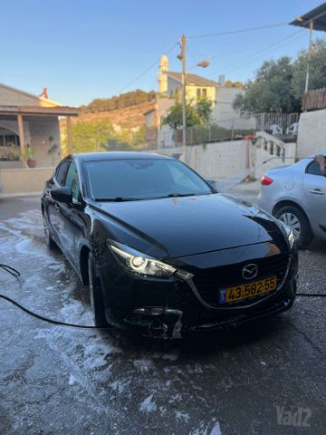 מודעת רכב מאזדה 3