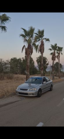 הונדה סיוויק