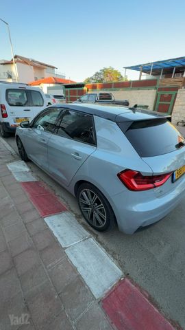 מודעת רכב אאודי A1