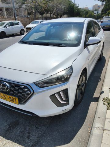 מודעת רכב יונדאי איוניק