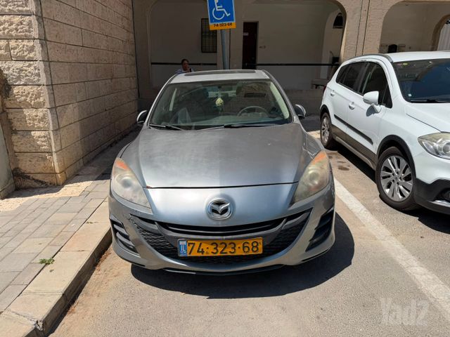 מודעת רכב מאזדה 3