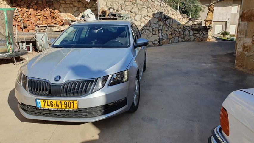 סקודה אוקטביה