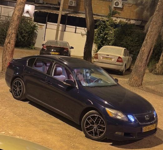 לקסוס GS