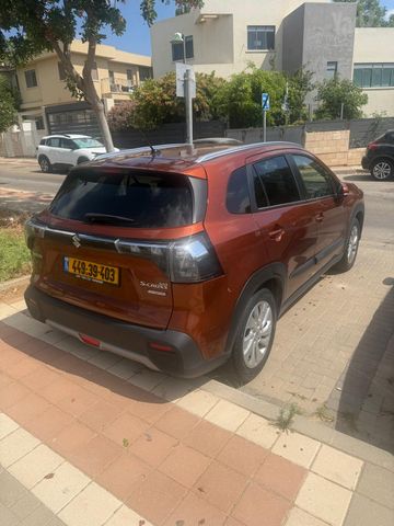 סוזוקי S-Cross