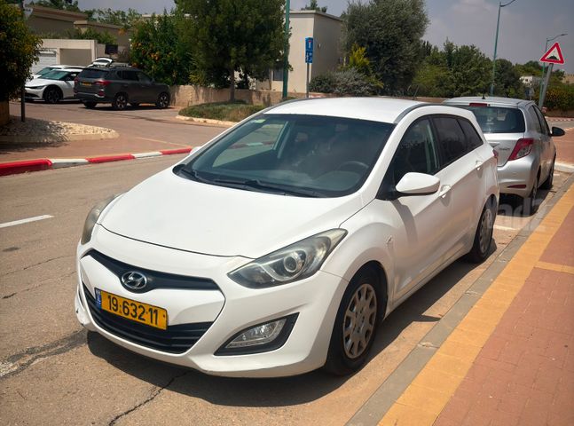 יונדאי i30