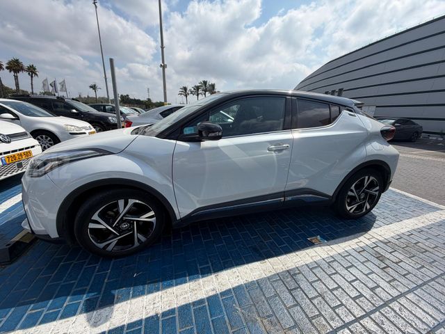 טויוטה C-HR