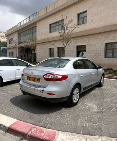 רנו פלואנס