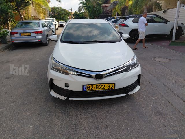 טויוטה קורולה