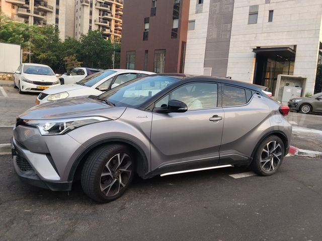 טויוטה C-HR