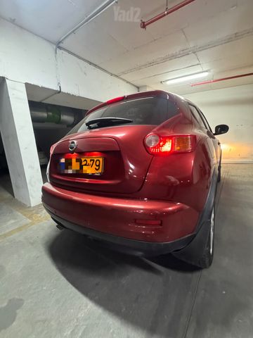 ניסאן ג'וק