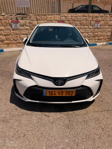 טויוטה קורולה