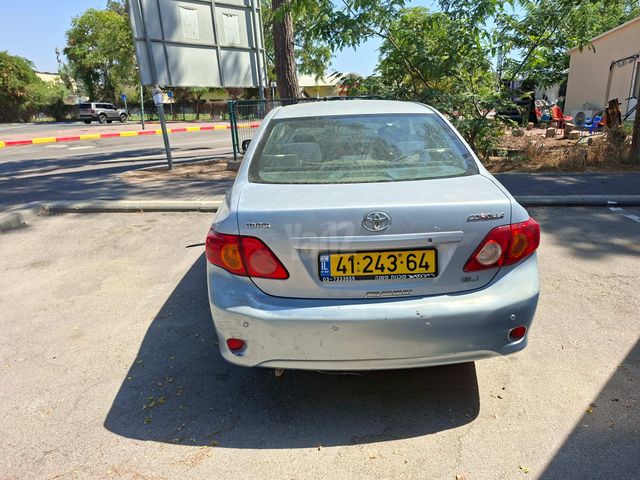 טויוטה קורולה