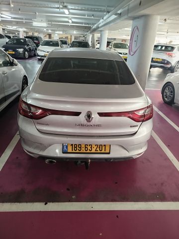 רנו מגאן