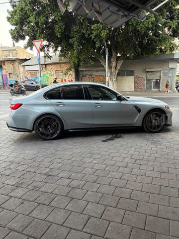 ב מ וו M3