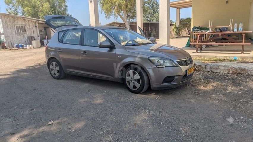 מודעת רכב קיה סיד
