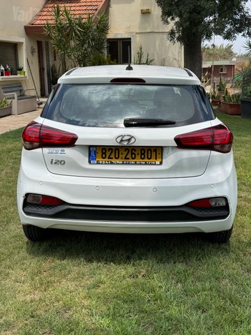 יונדאי i20