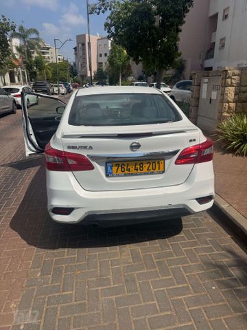 ניסאן סנטרה