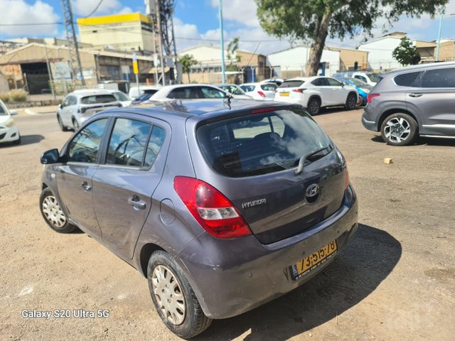 יונדאי i20