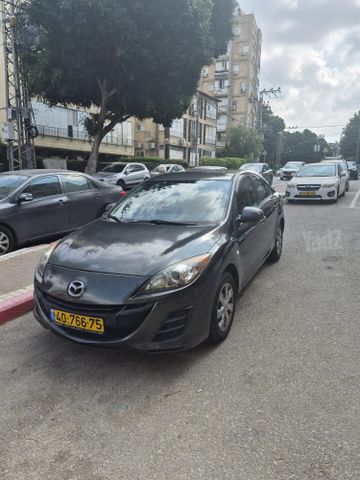 מודעת רכב מאזדה 3