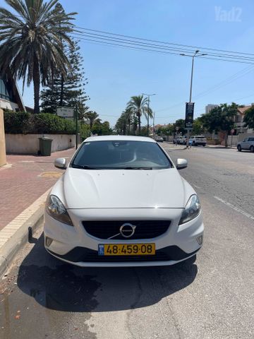 מודעת רכב וולוו V40