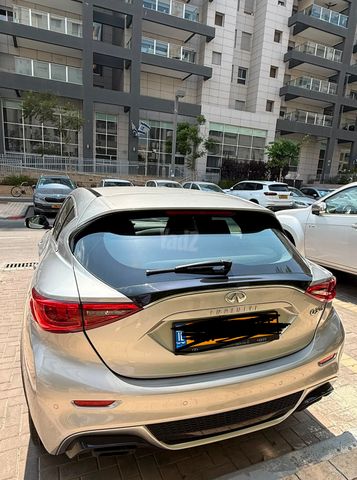 אינפיניטי Q30