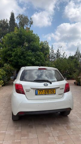מודעת רכב טויוטה יאריס