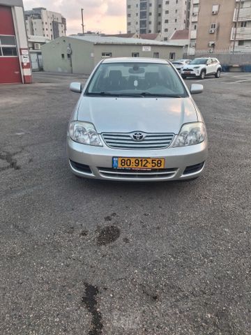 טויוטה קורולה