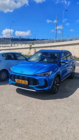 מודעת רכב אם ג'י ZS