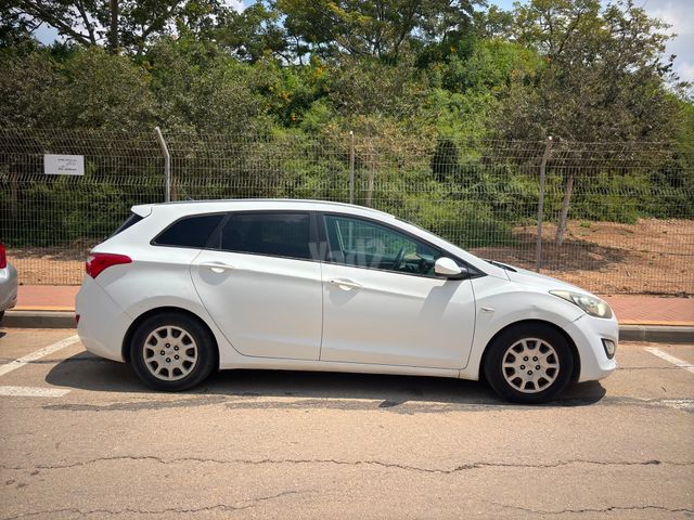 מודעת רכב יונדאי i30