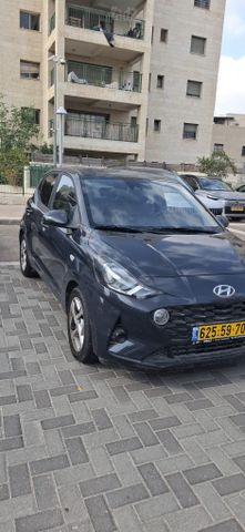יונדאי i10