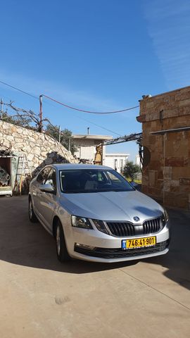 סקודה אוקטביה
