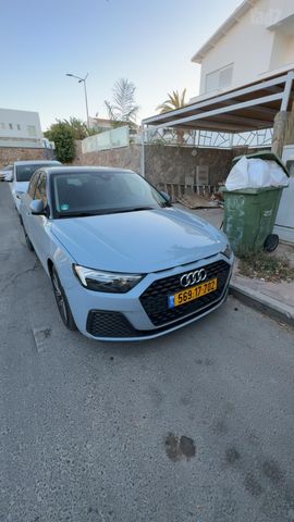 אאודי A1