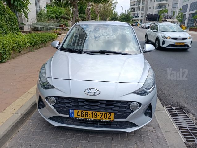 יונדאי i10