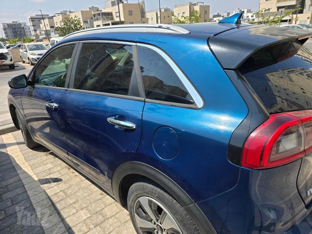 קיה נירו